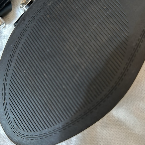 Steve Madden black sandals with rhinestone straps. Size 8.5 - Picture 5 of 7